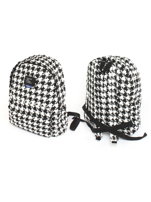 Рюкзак жен текстиль CZ-6952,  1отд,  3внут+4внеш.карм,  черный/белый SALE 256362